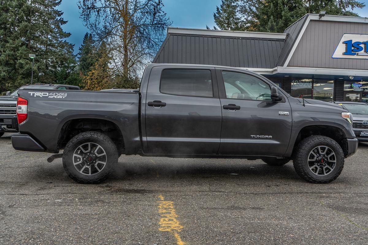 Used 2018 Toyota Tundra SR5 image 15