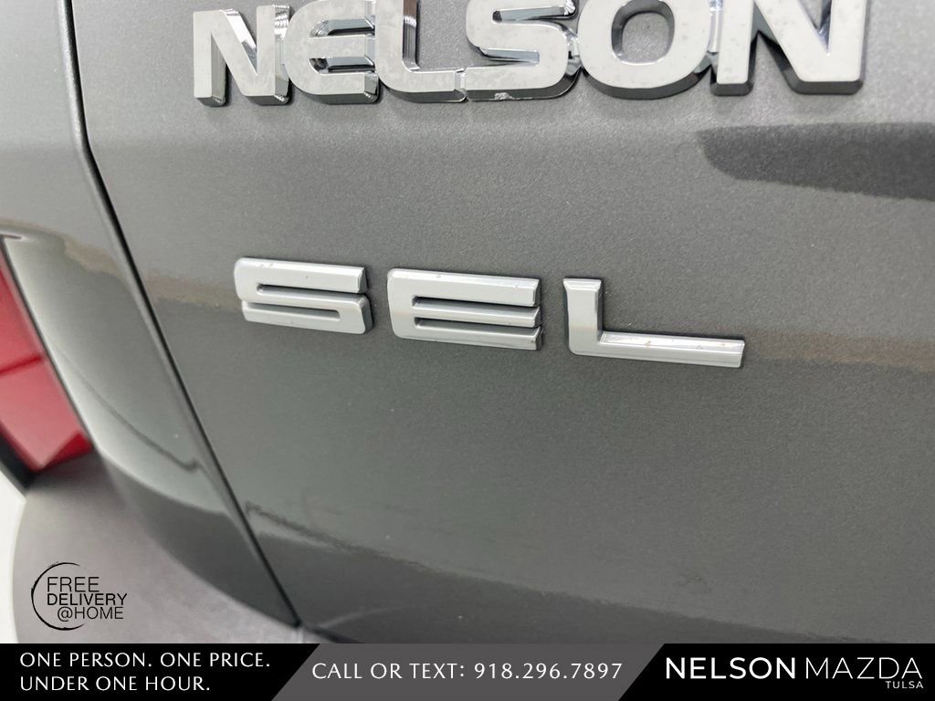 Used 2021 Ford Escape SEL image 16