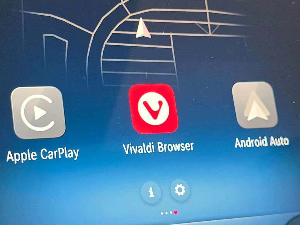 New 2026 Mercedes-Benz C 43 AMG 4MATIC Sedan image 5