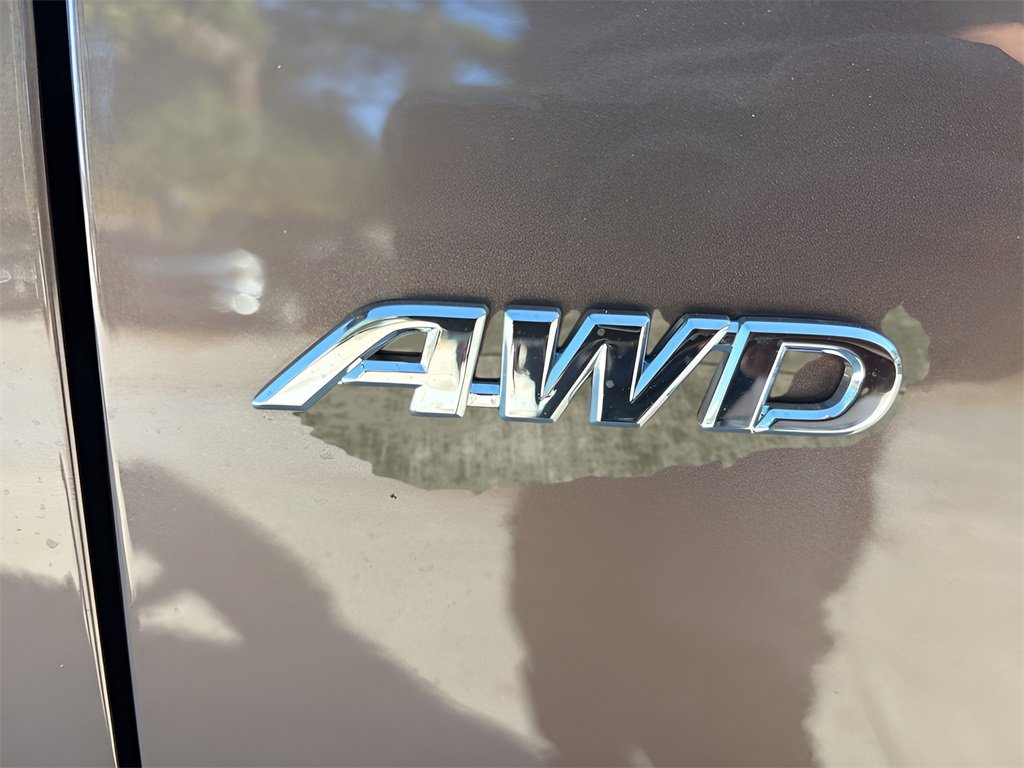 Used 2020 Toyota Sienna Limited Premium image 9