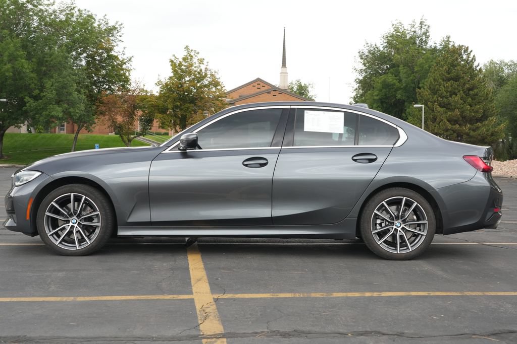 Used 2021 BMW 330i xDrive Sedan w/ Convenience Package AWD/4WD image 2
