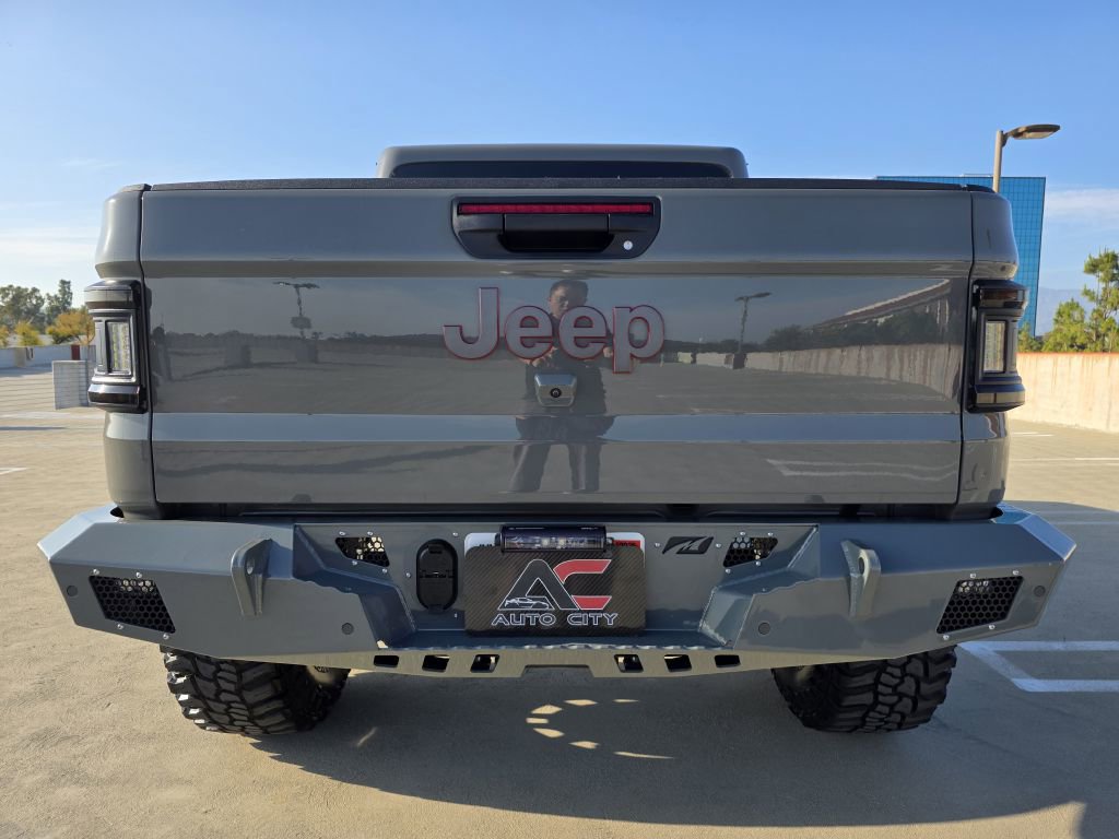 Used 2022 Jeep Gladiator Rubicon AWD/4WD image 9