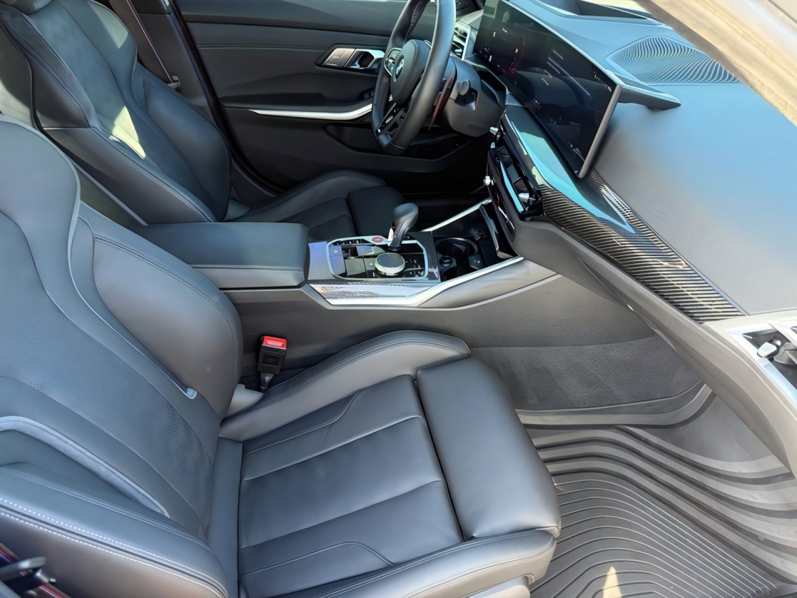 Used 2025 BMW M3 Competition image 29