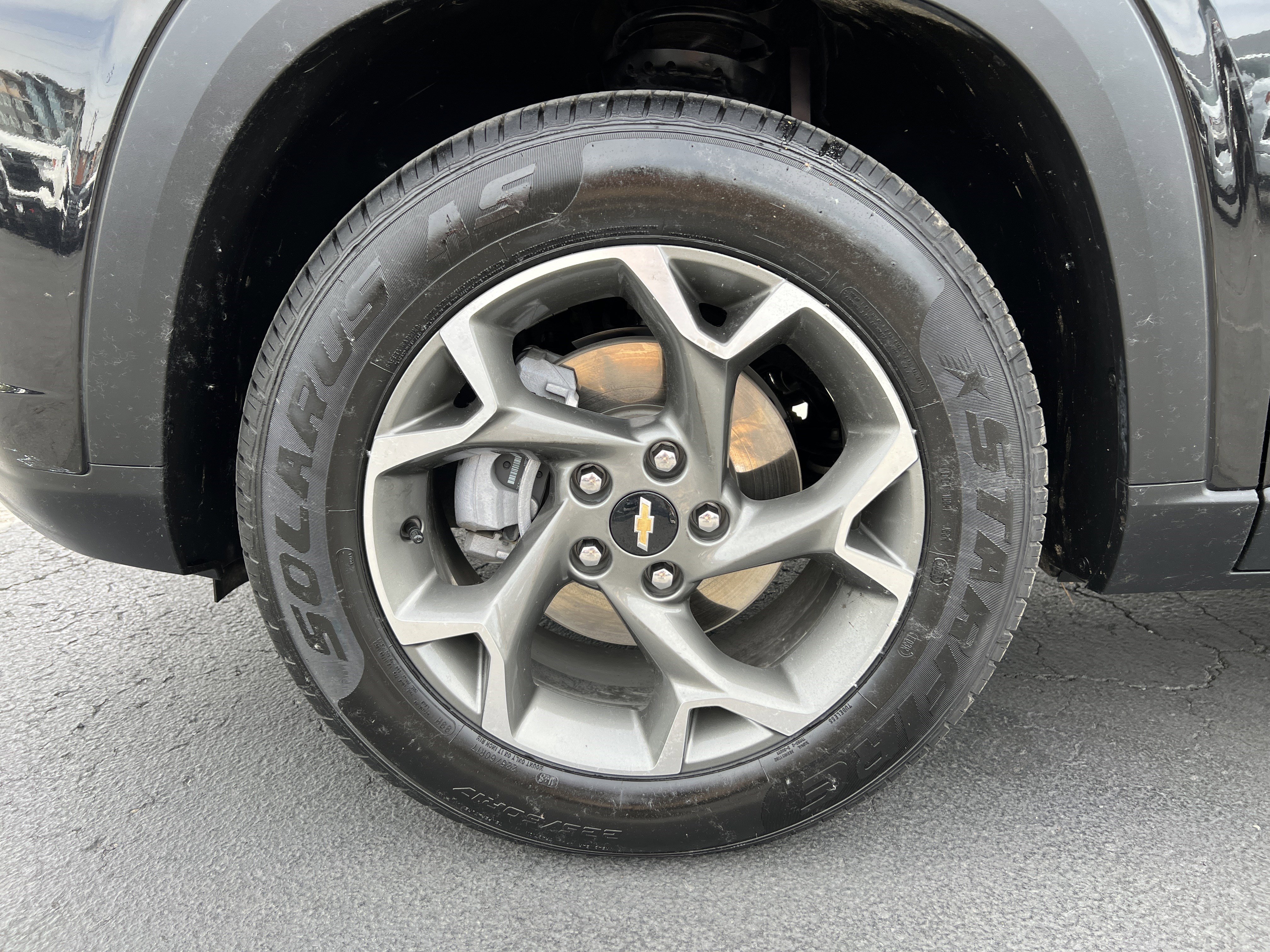 Used 2025 Chevrolet Trax LT FWD image 10