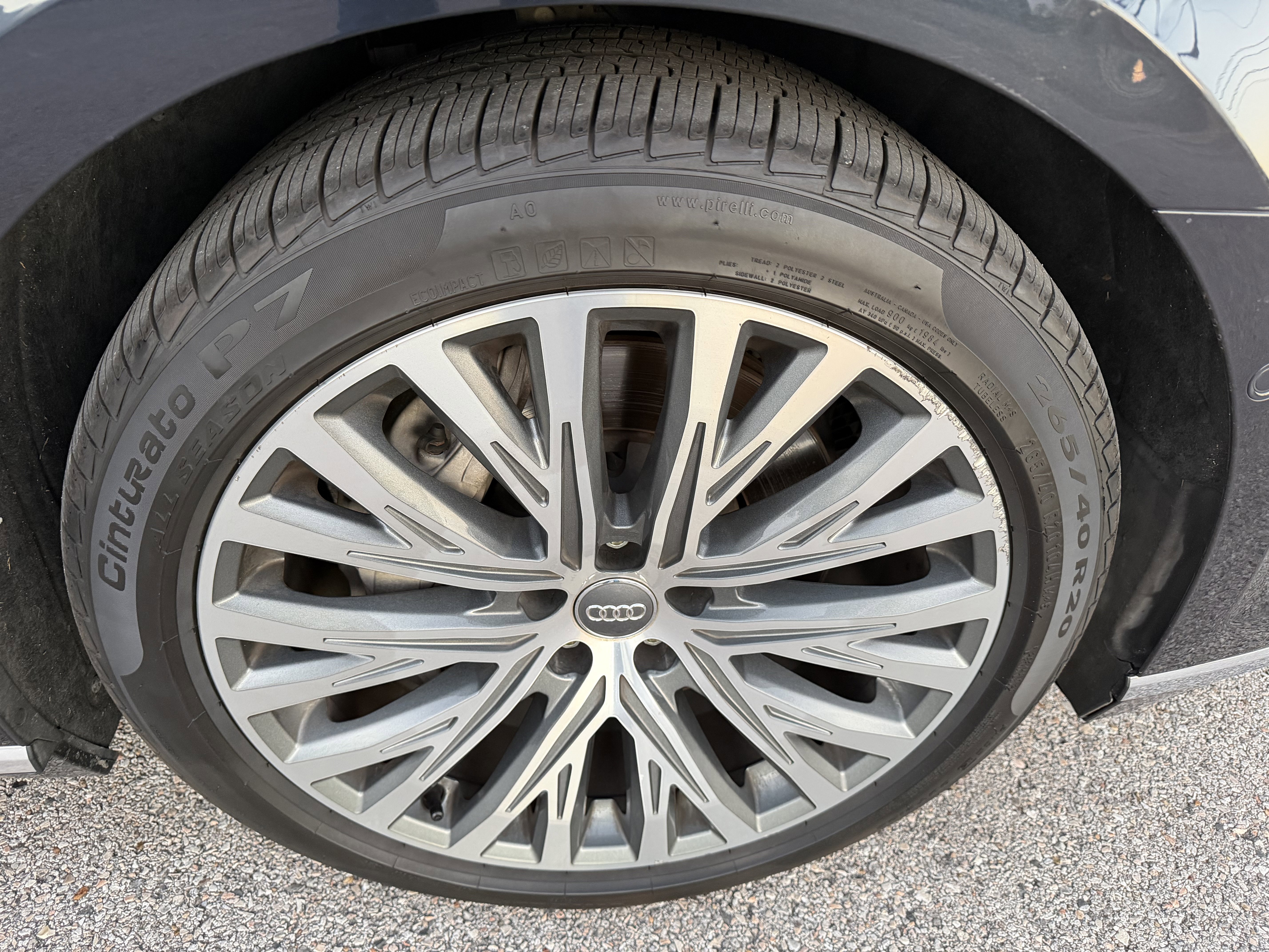 Used 2019 Audi A8 L 3.0T w/ Luxury Package image 6