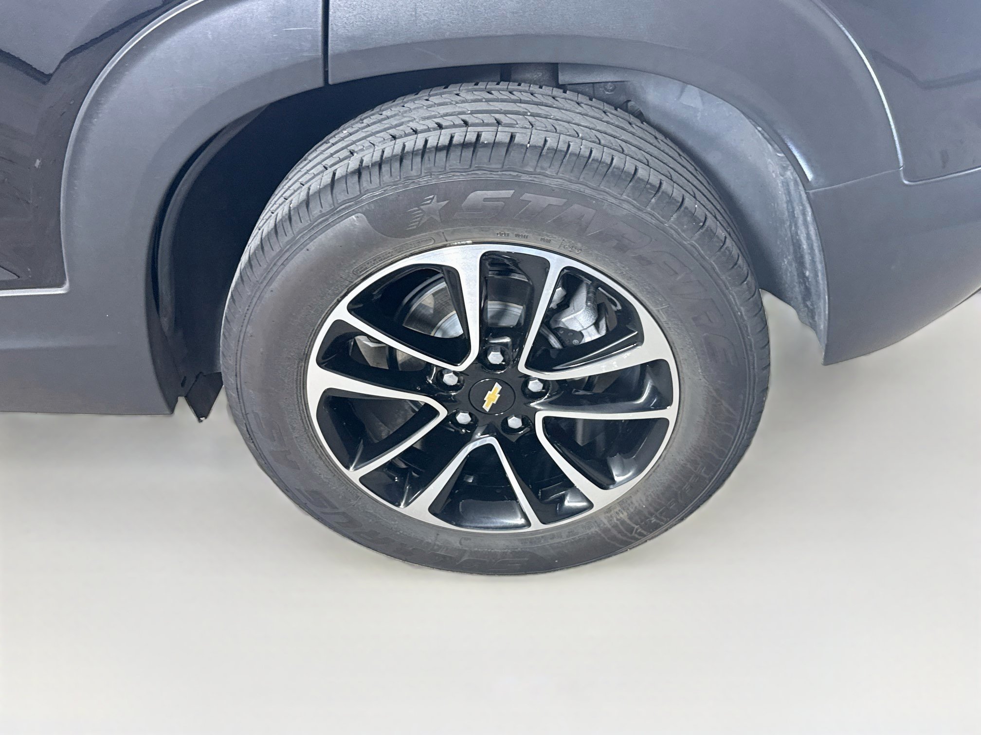 Used 2025 Chevrolet TrailBlazer LT FWD image 35
