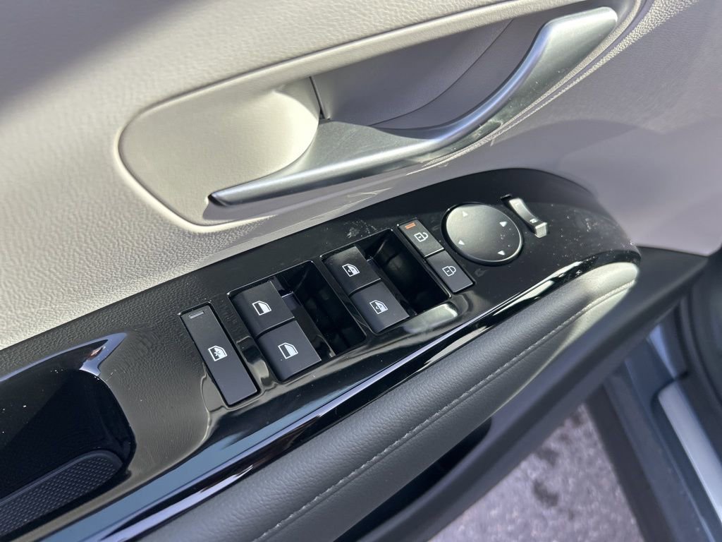 New 2026 Hyundai Tucson Limited image 9