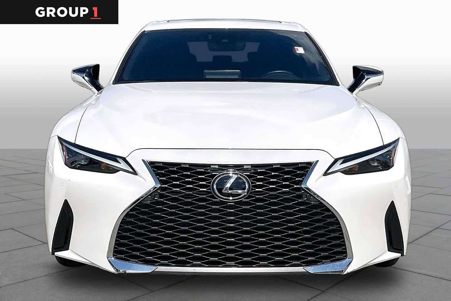 Used 2024 Lexus IS 300 w/ Premium Package RWD image 4