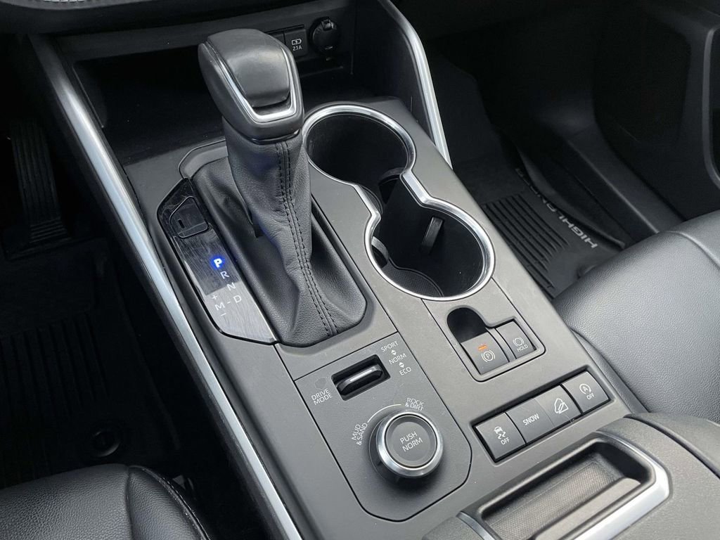 Used 2021 Toyota Highlander XSE image 21