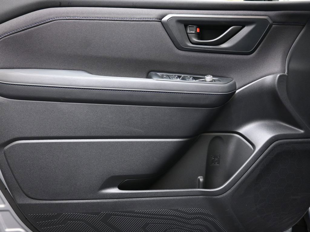 Certified 2025 Subaru Forester Premium image 23