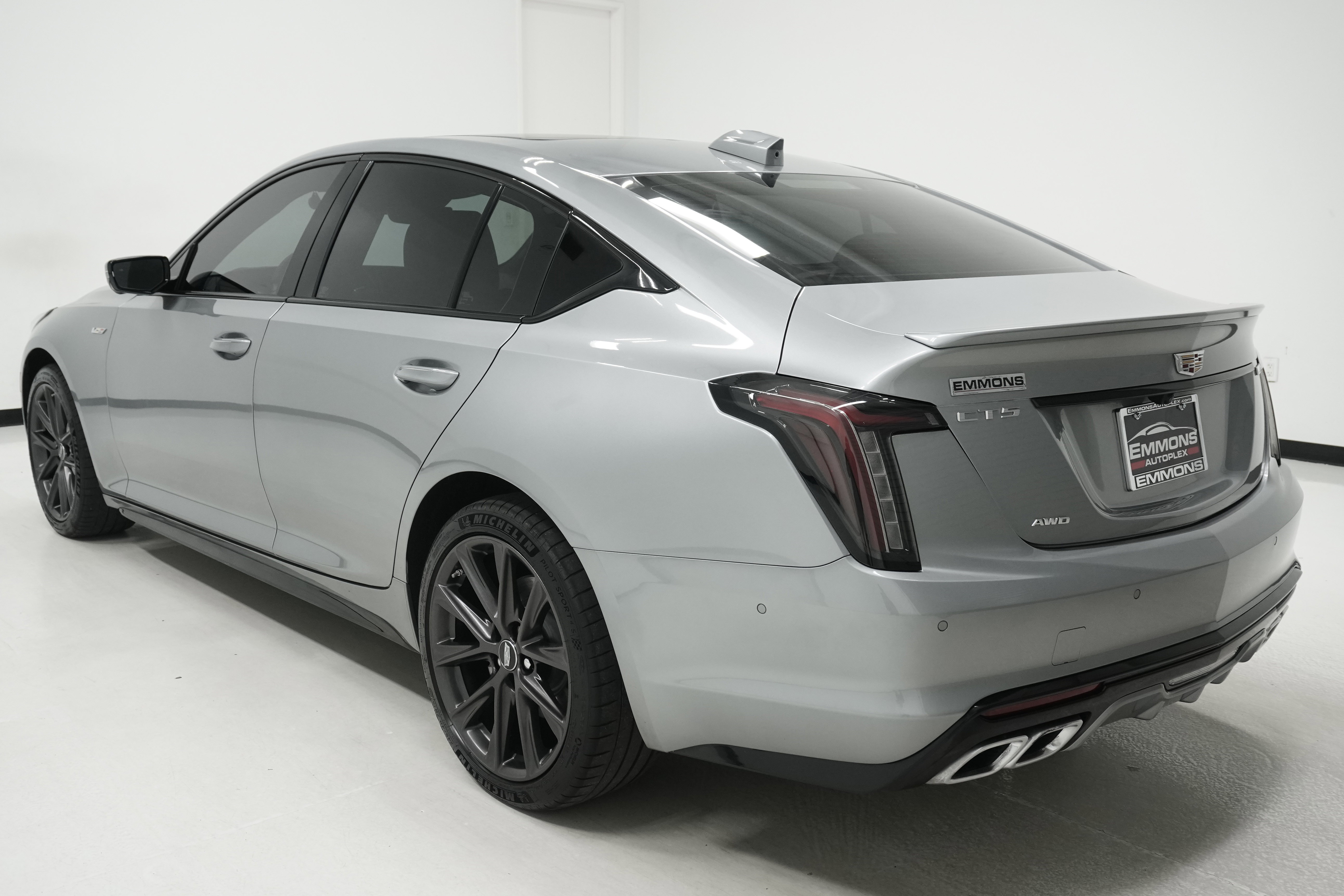 Used 2026 Cadillac CT5 V w/ Technology Package image 6