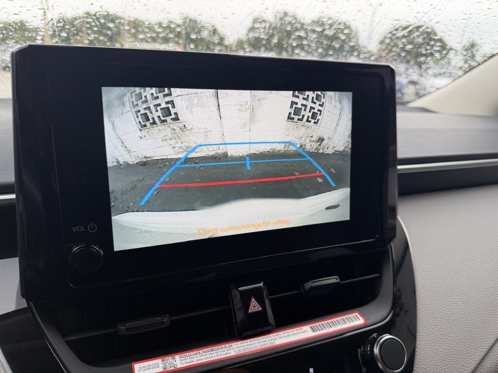 Used 2025 Toyota Corolla LE FWD image 20