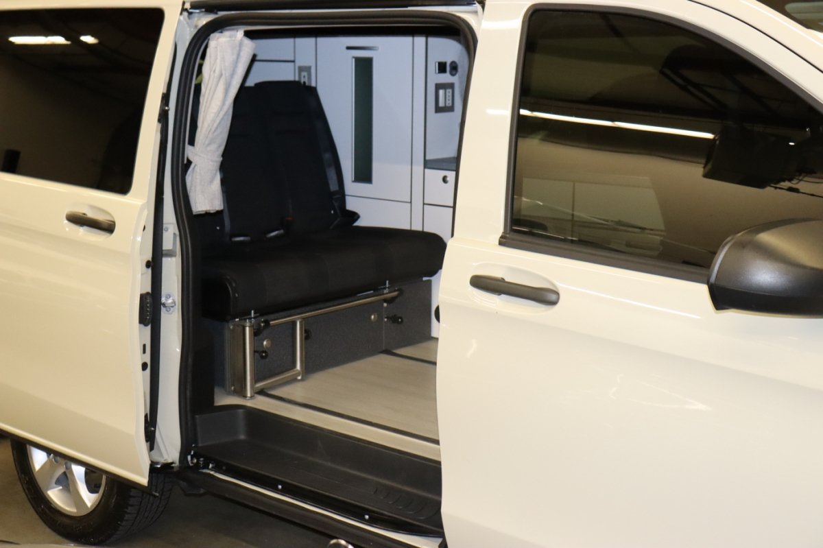 Used 2019 Mercedes-Benz Metris w/ Premium Safety Package image 31
