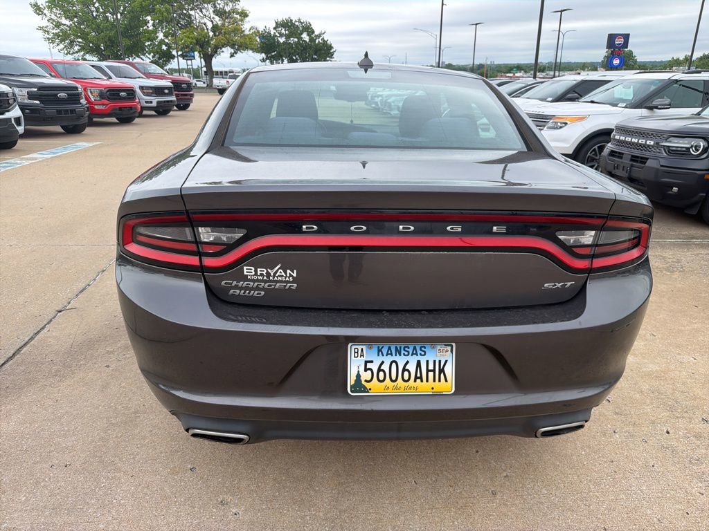 Used 2017 Dodge Charger SXT AWD/4WD image 6