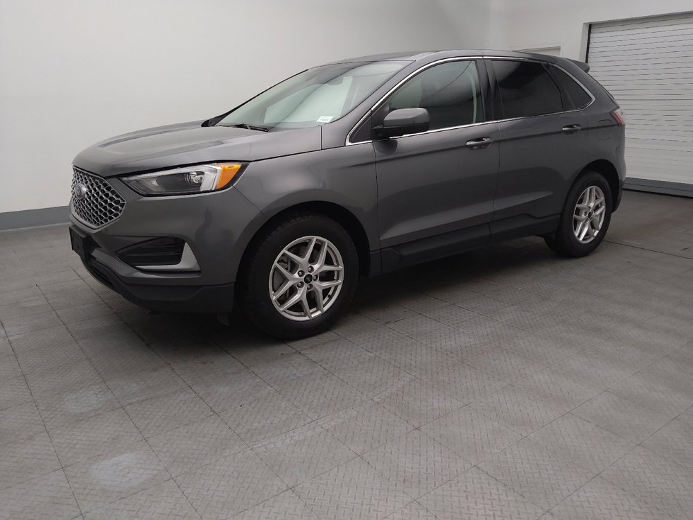 Used 2024 Ford Edge SEL image 2