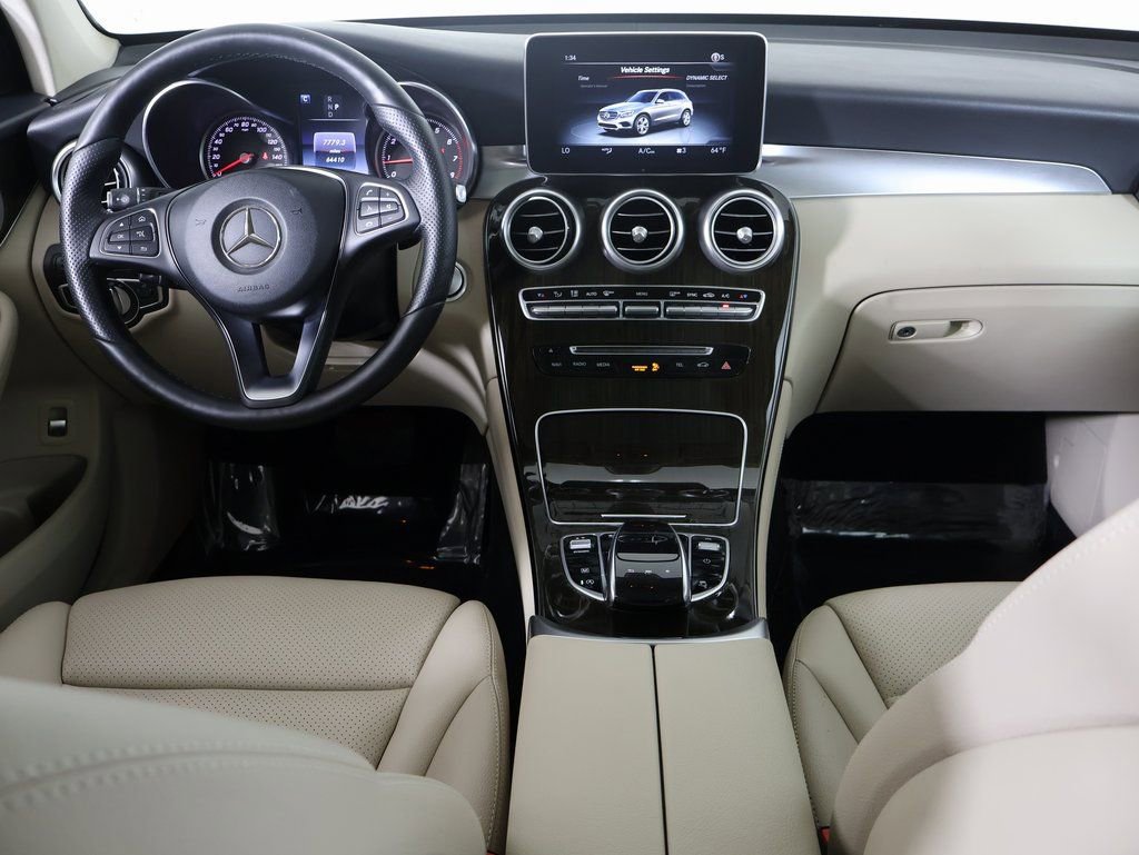 Used 2017 Mercedes-Benz GLC 300 4MATIC image 25