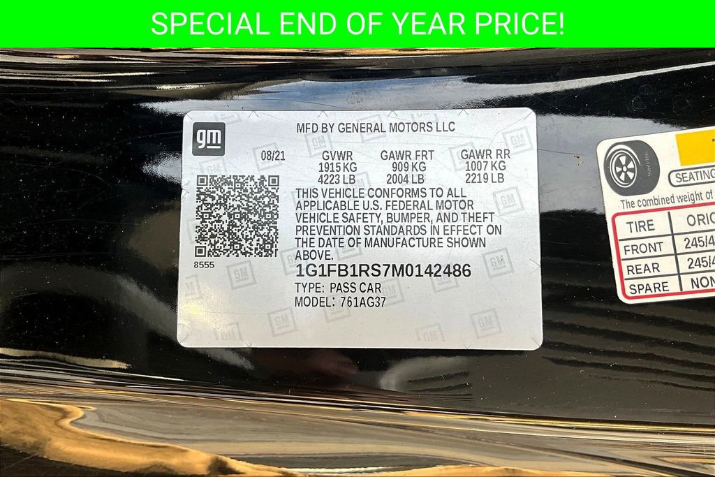 Used 2021 Chevrolet Camaro LT w/ RS Package image 17