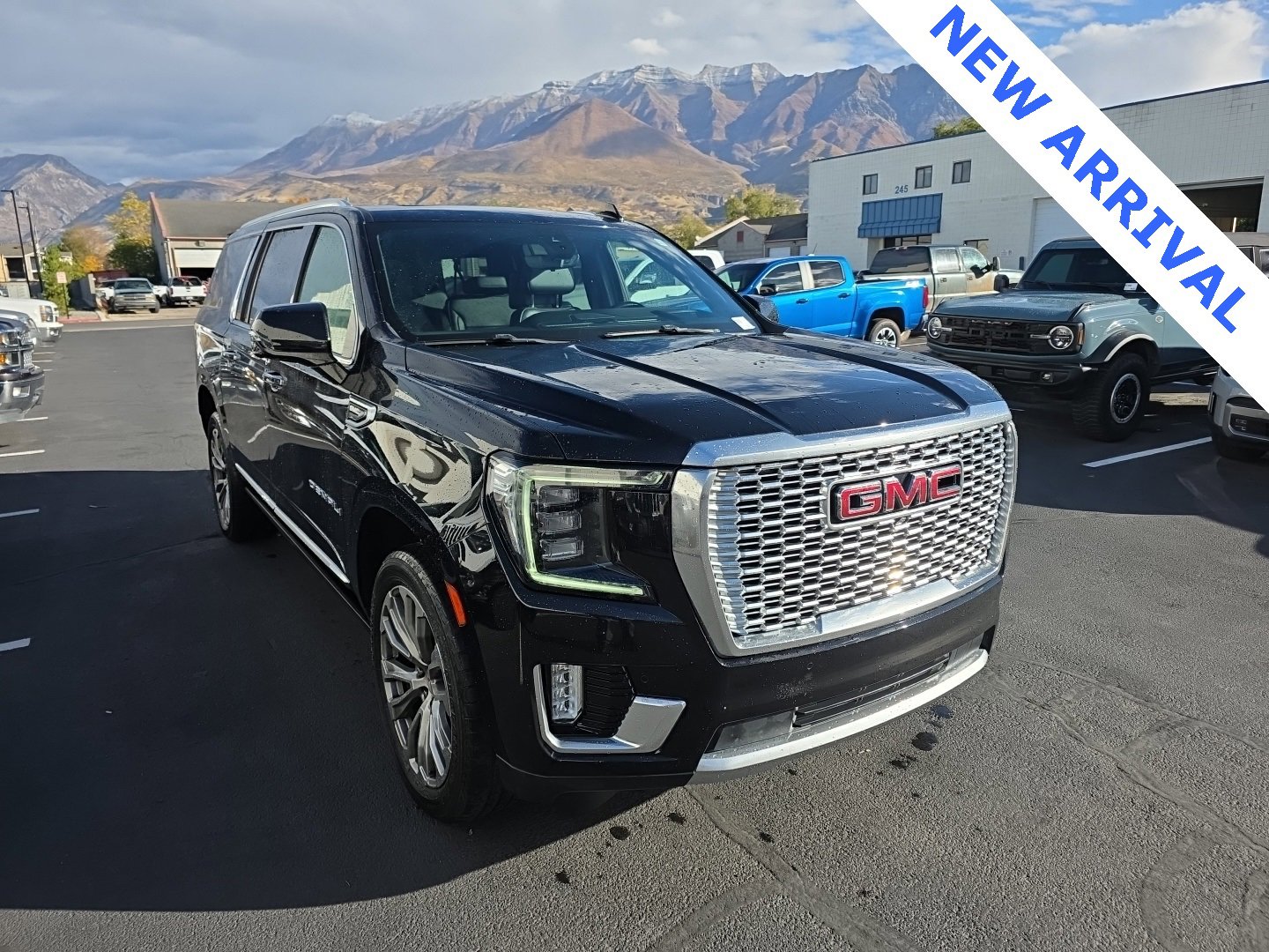 Used 2021 GMC Yukon XL Denali w/ Denali Premium Package