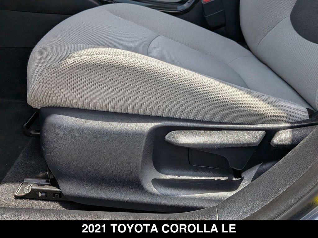 Used 2021 Toyota Corolla LE FWD image 14