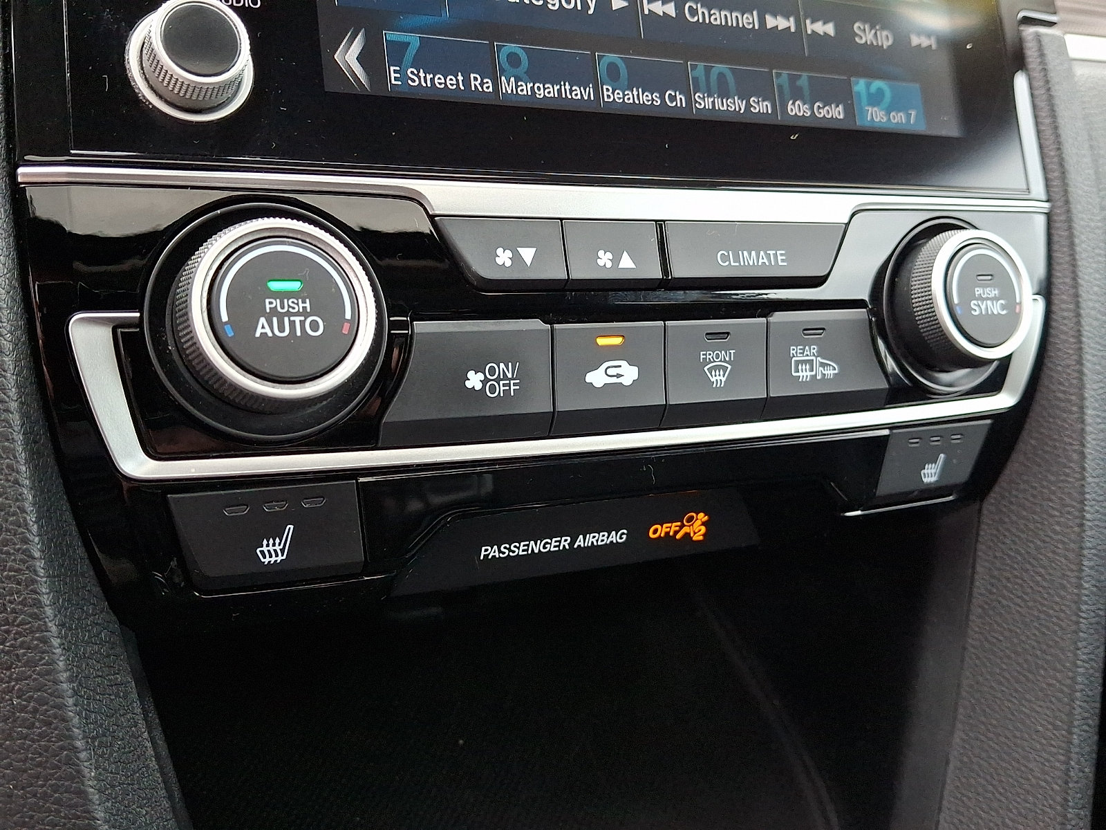Certified 2019 Honda Civic EX image 16