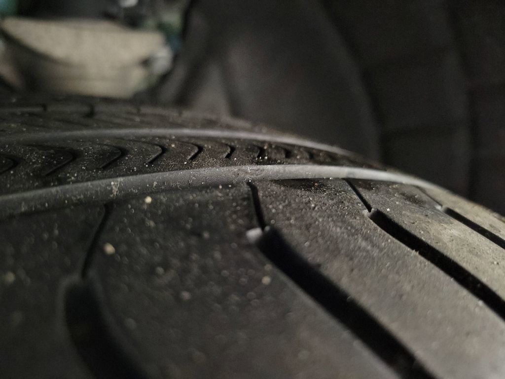 Used 2019 Audi e-tron Premium Plus image 11