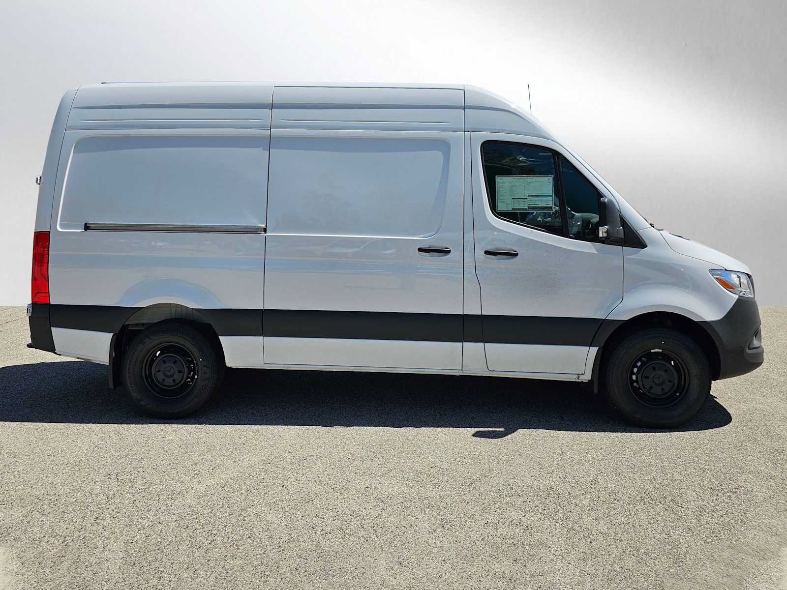 New 2026 Mercedes-Benz Sprinter 2500 image 2