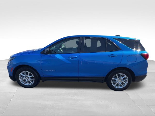 Certified 2024 Chevrolet Equinox LS w/ LS Convenience Package FWD image 3
