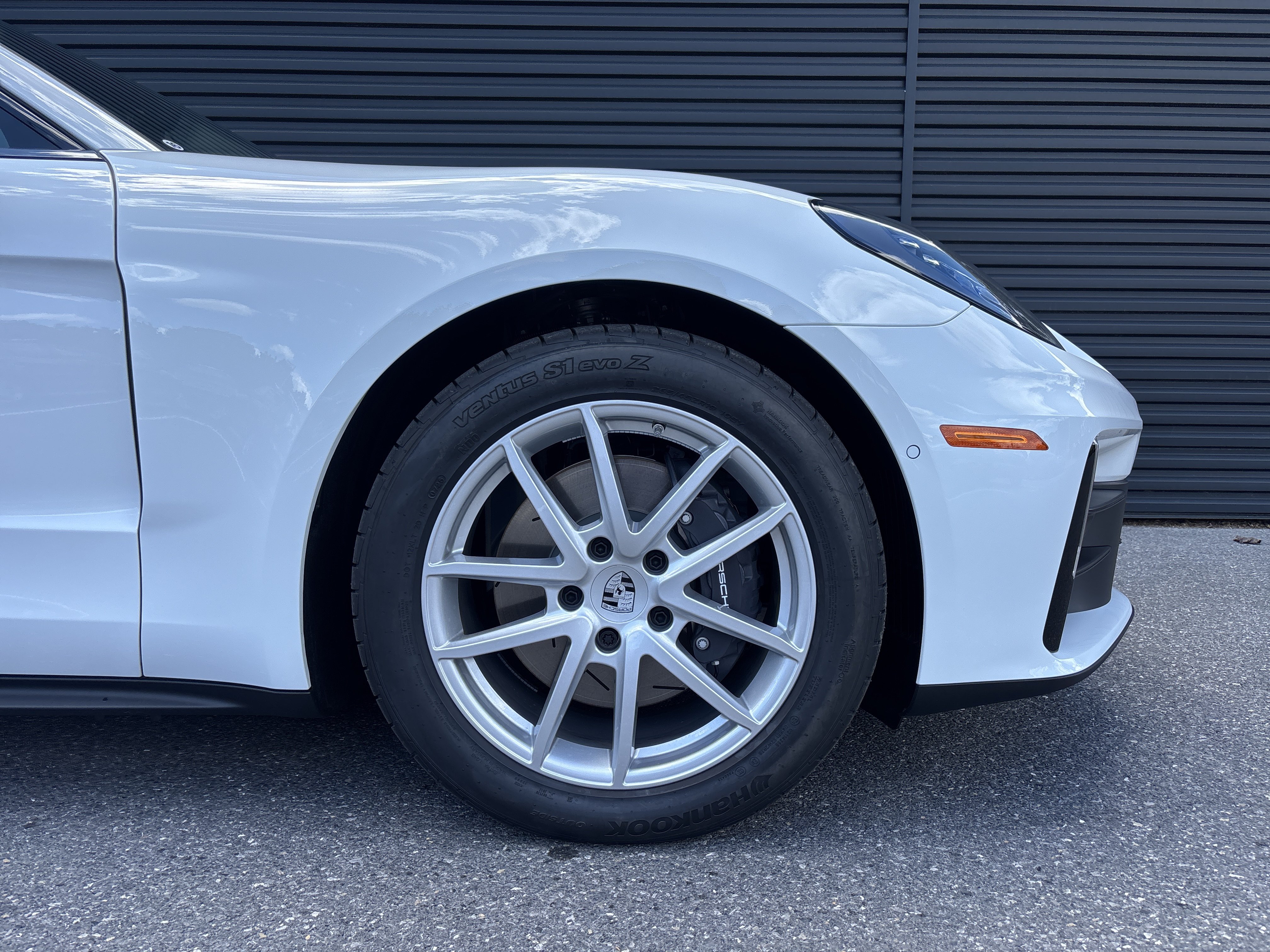 New 2026 Porsche Panamera image 9