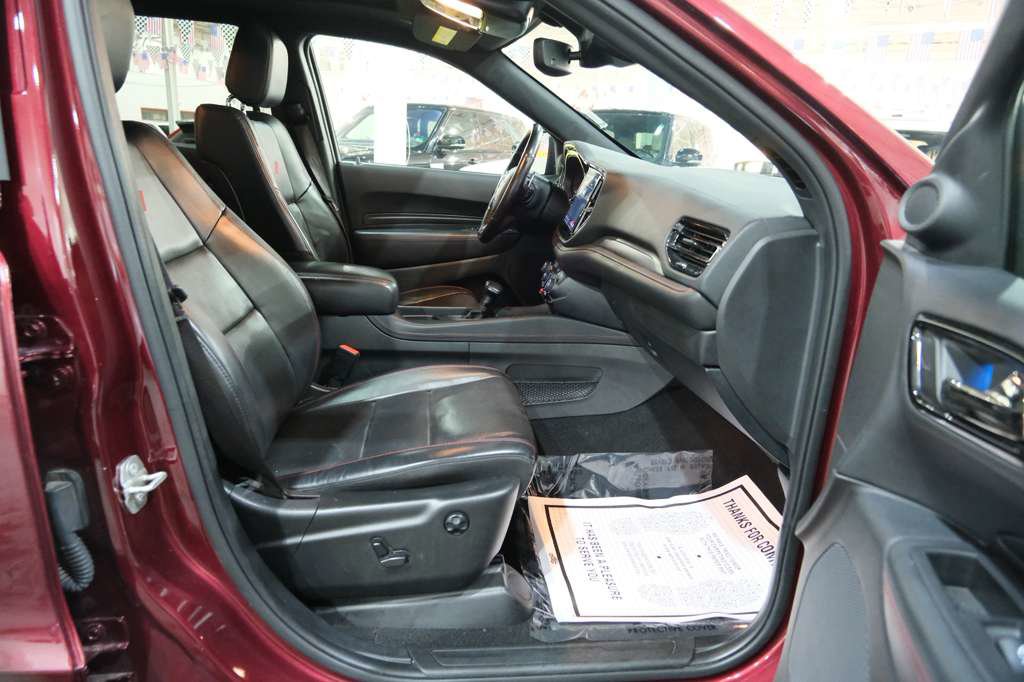 Used 2024 Dodge Durango GT image 35