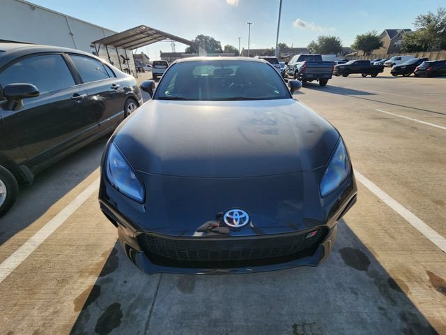 Used 2022 Toyota GR86 Premium RWD image 2