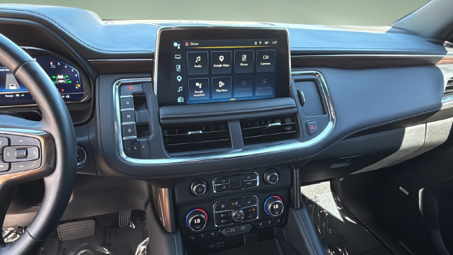 Used 2024 Chevrolet Tahoe High Country AWD/4WD image 26