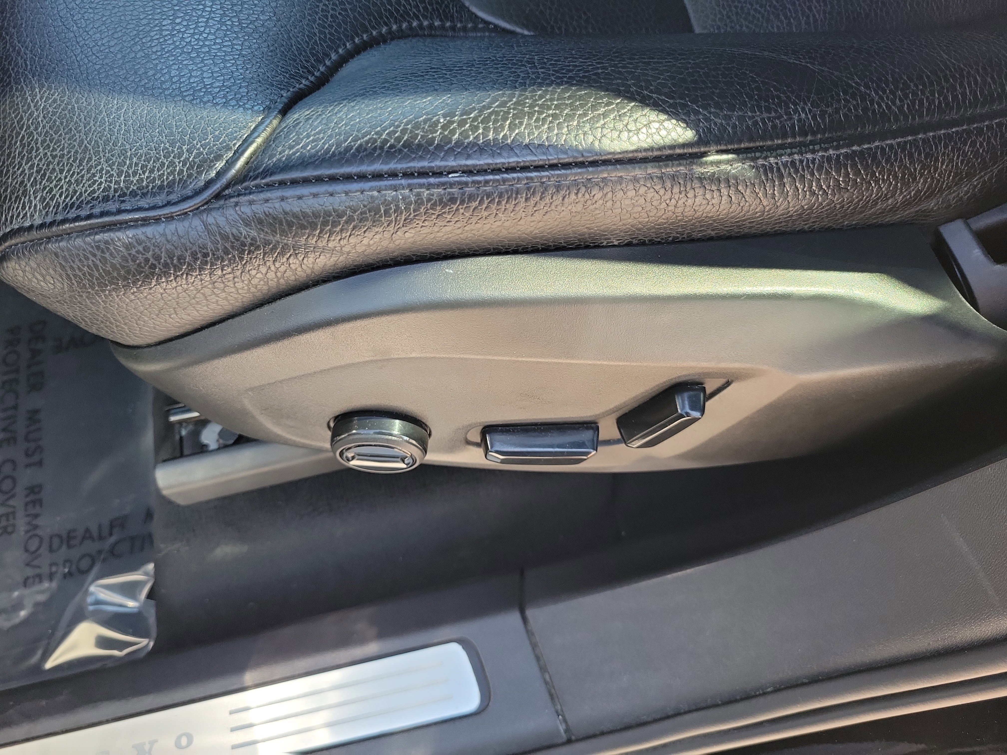 Used 2019 Volvo XC90 T6 Momentum w/ Protection Package Premier image 19