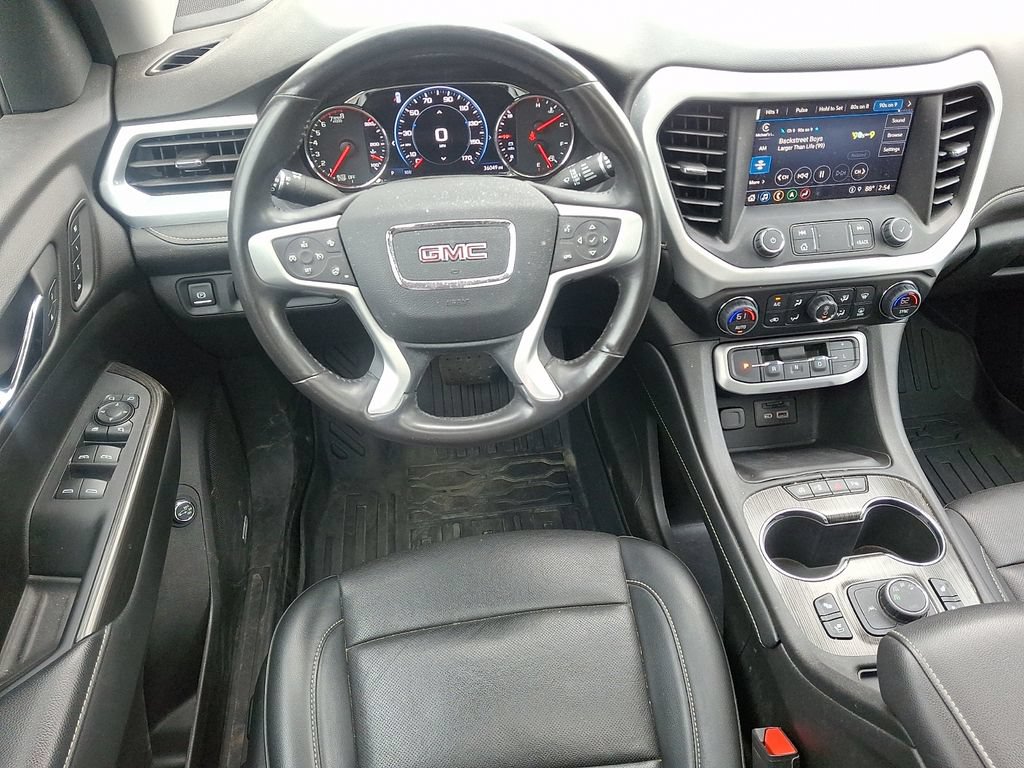 Used 2022 GMC Acadia SLT w/ Technology Package AWD/4WD image 12