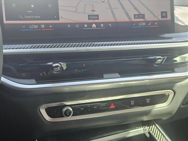 Certified 2025 BMW X7 M60i image 22