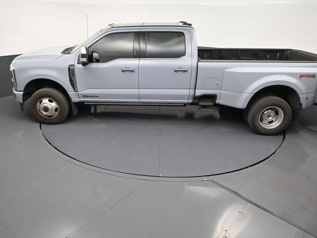 Used 2024 Ford F350 Platinum AWD/4WD image 13