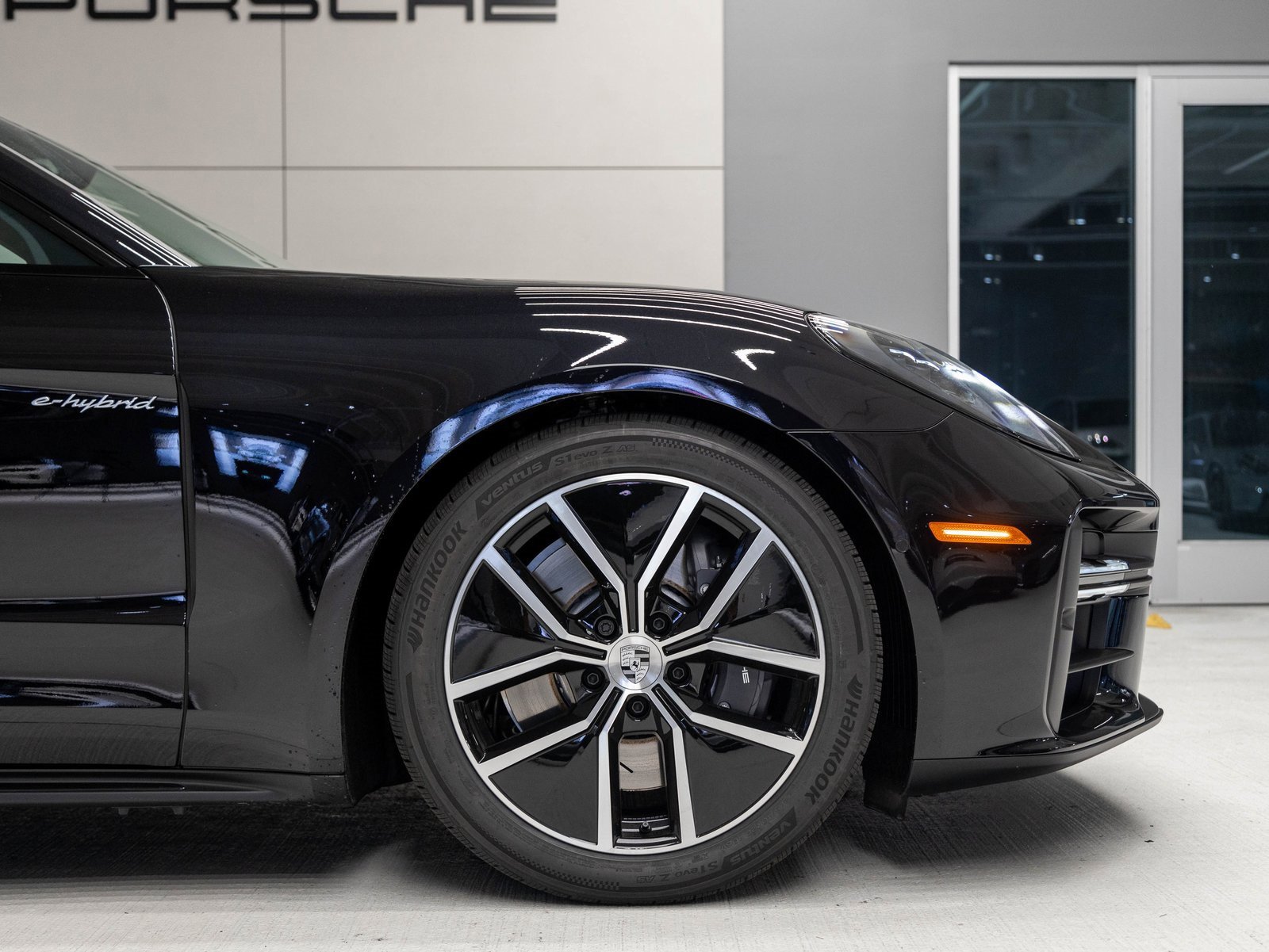 New 2026 Porsche Panamera 4 image 11