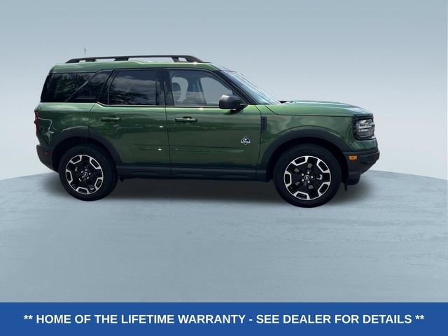 Used 2023 Ford Bronco Sport Outer Banks AWD/4WD image 2