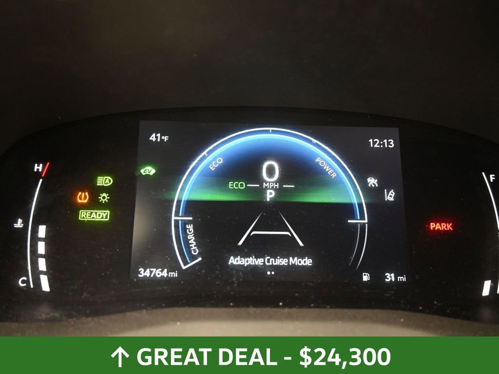 Used 2025 Toyota Camry LE image 32