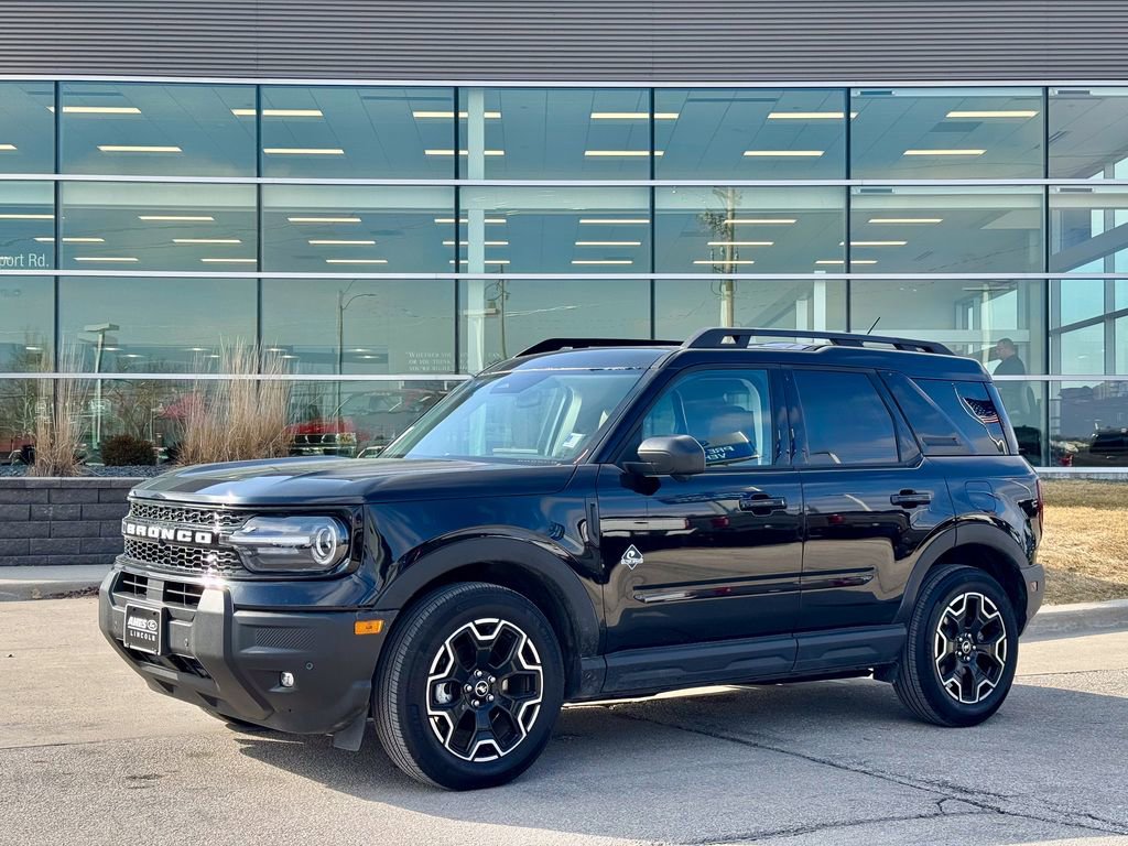 Certified 2025 Ford Bronco Sport Outer Banks w/ Outer Banks Tech Package+ image 2