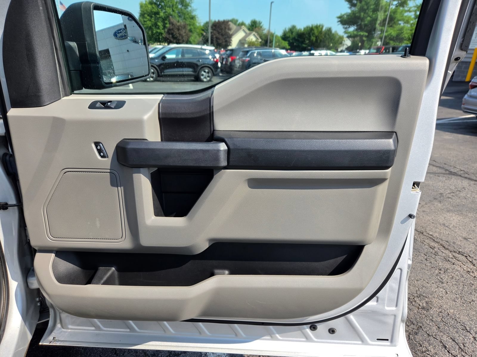 Used 2019 Ford F150 XL w/ Equipment Group 101A Mid AWD/4WD image 41