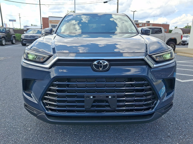 Used 2026 Toyota Grand Highlander AWD video 2