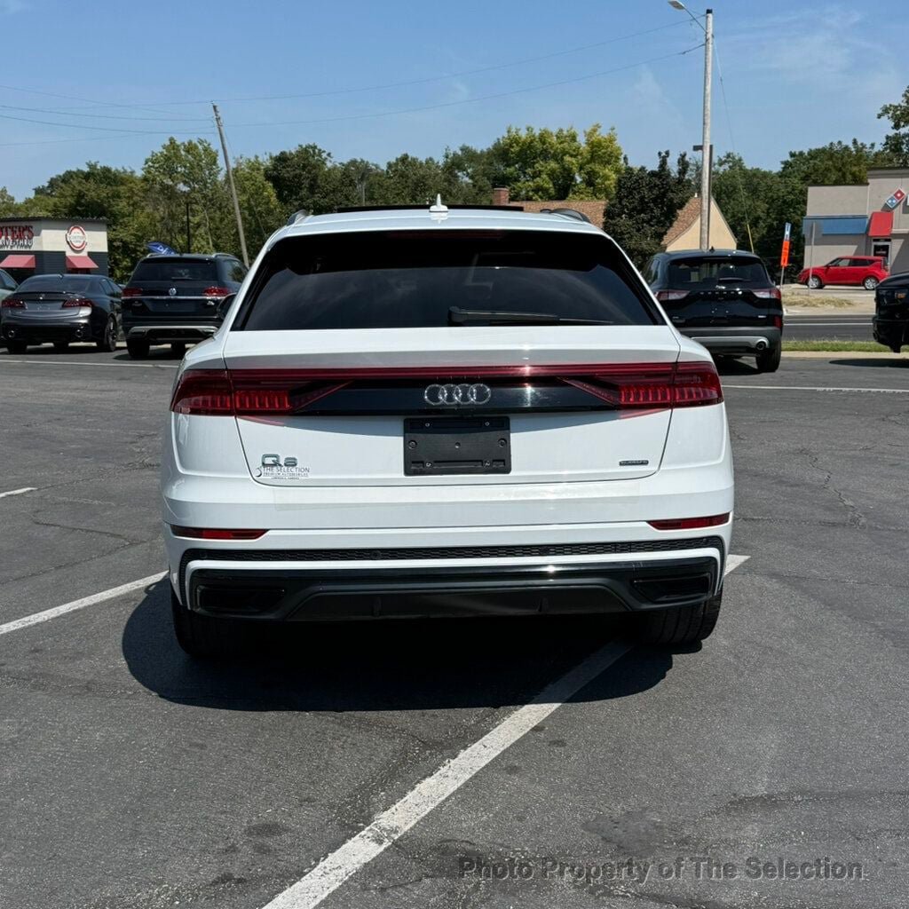 Used 2019 Audi Q8 Prestige AWD/4WD image 10