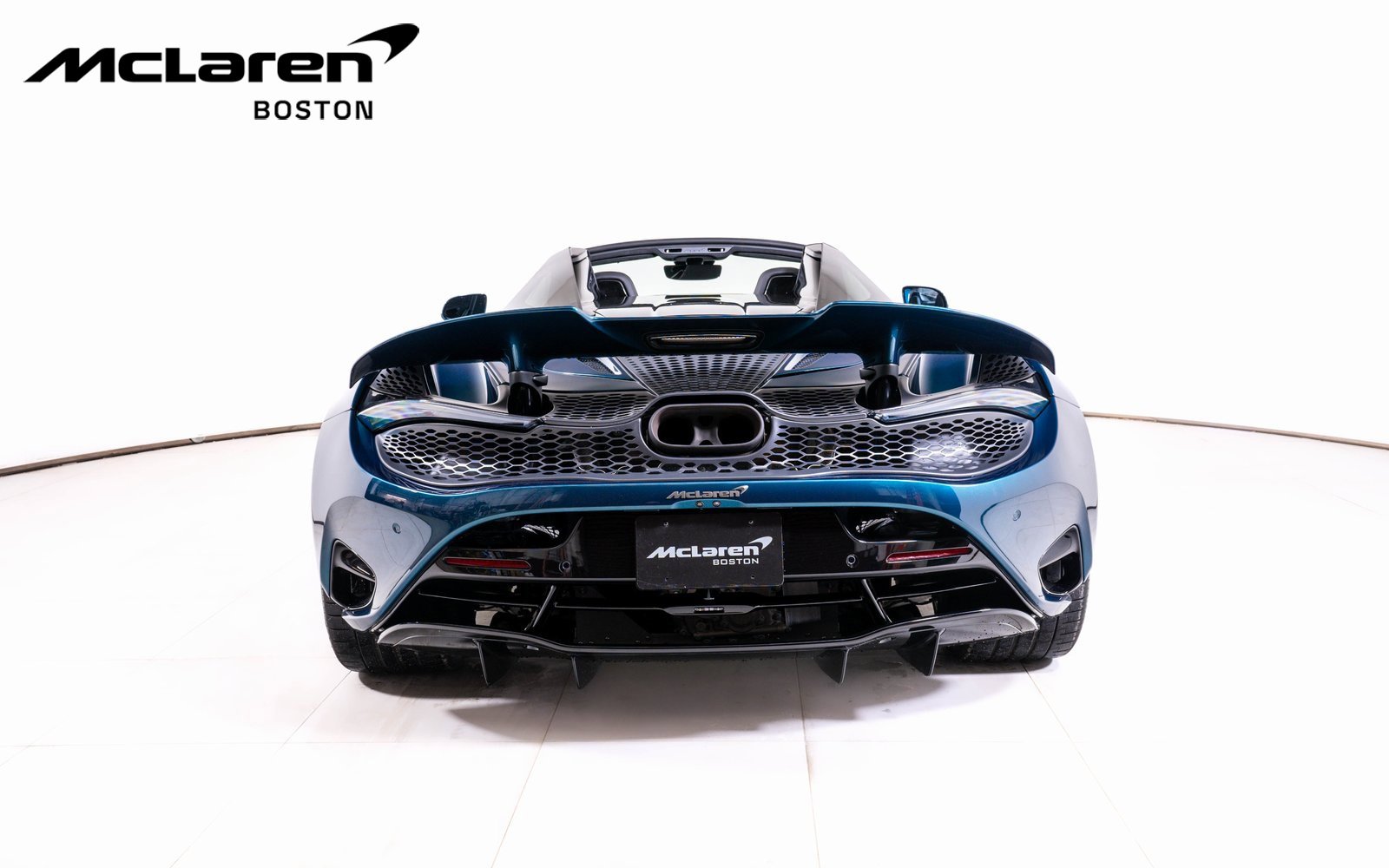 Used 2025 McLaren 750S Spider image 6