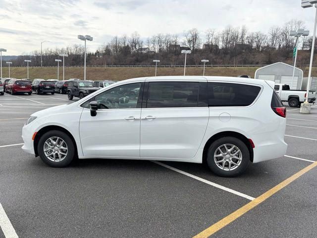 New 2026 Chrysler Voyager LX image 2