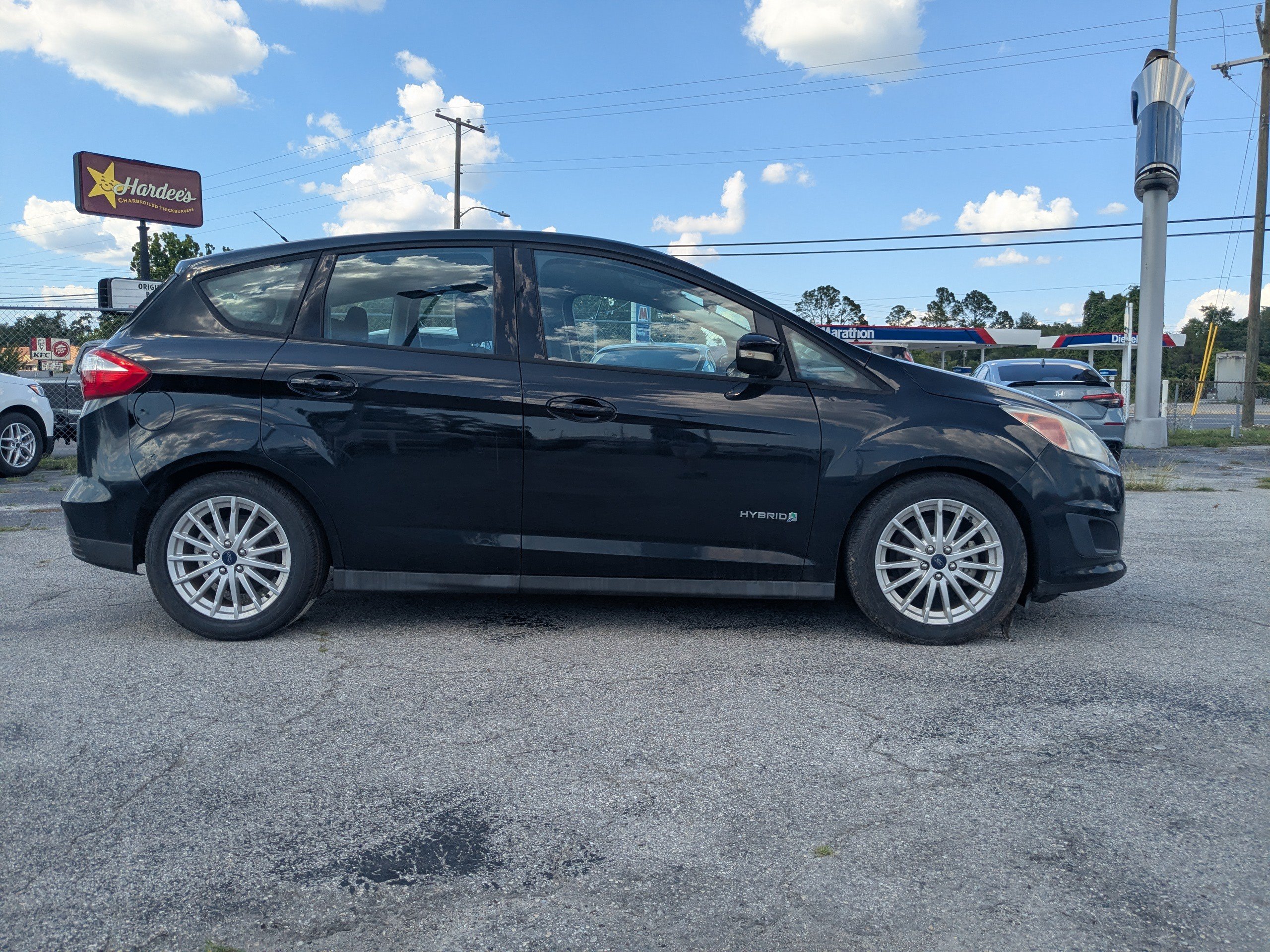 Used 2016 Ford C-MAX SE w/ Equipment Group 201A FWD image 3