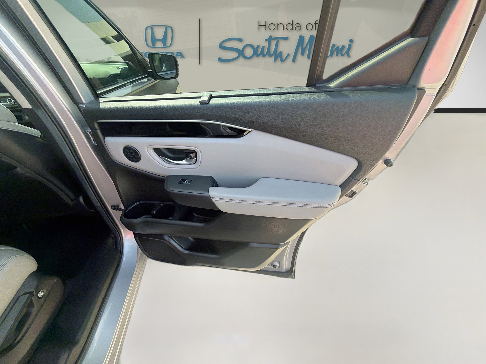 Certified 2024 Honda Pilot Touring image 32