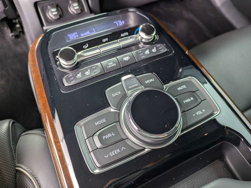 Used 2019 Genesis G90 5.0 Ultimate RWD image 23