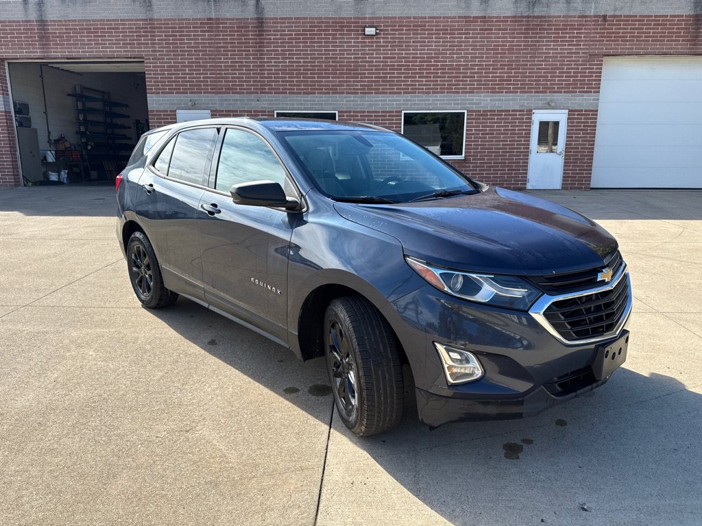 Used 2019 Chevrolet Equinox LS AWD/4WD image 3