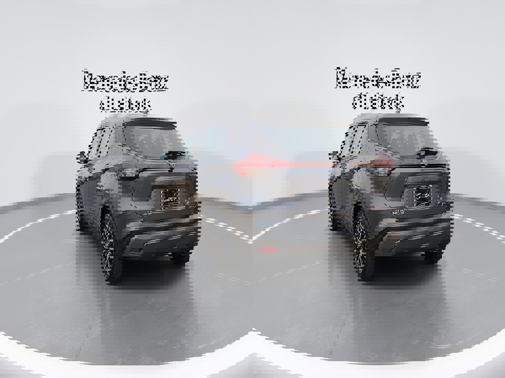 Used 2024 Nissan Kicks SV image 7