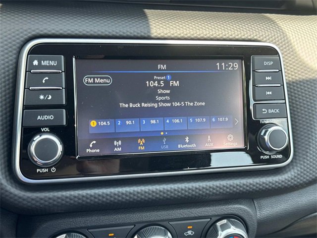 New 2025 Nissan Kicks Play S image 26